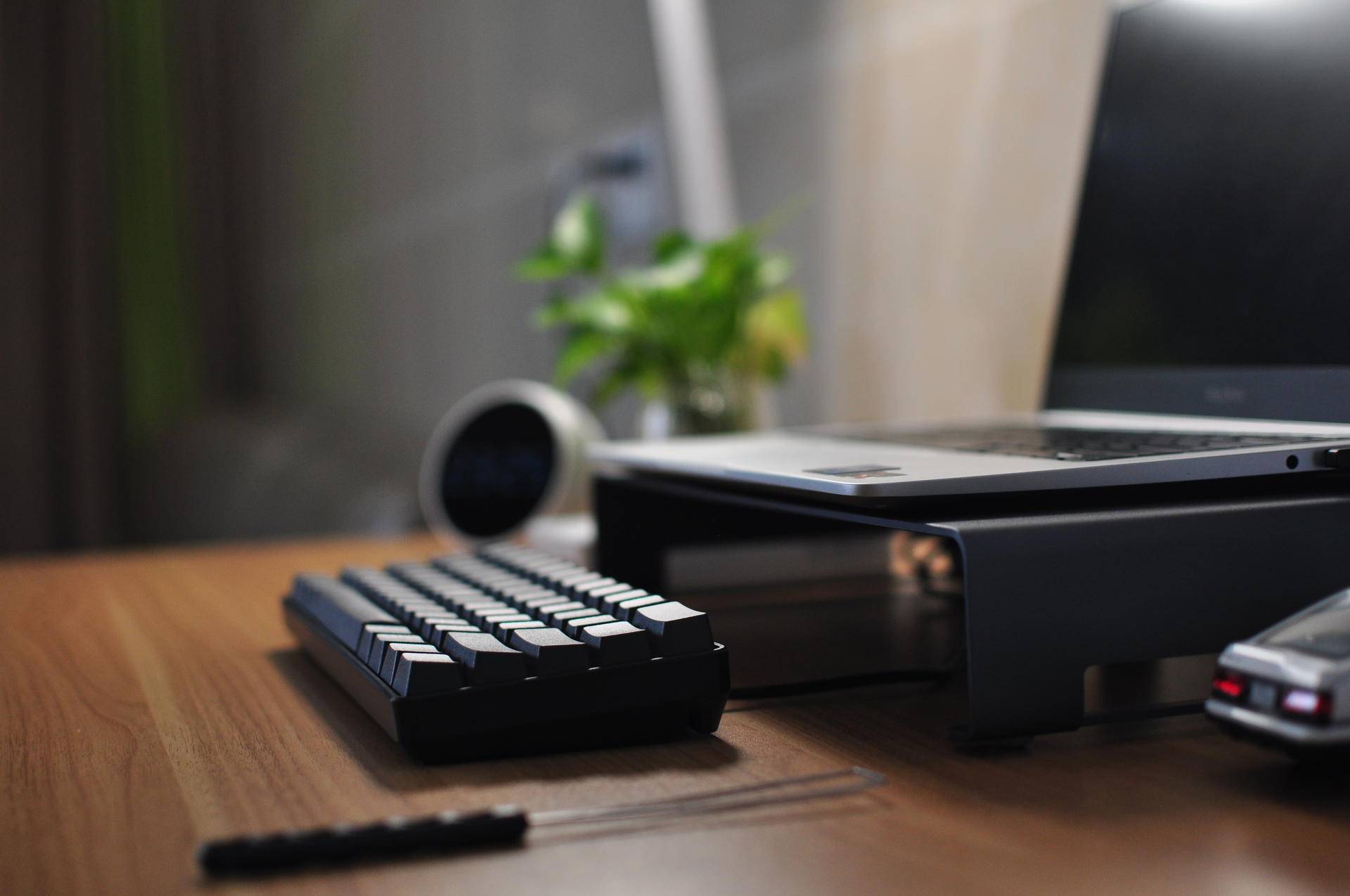 雷柏入门级机械键盘,雷柏v860-87游戏机械键盘详解