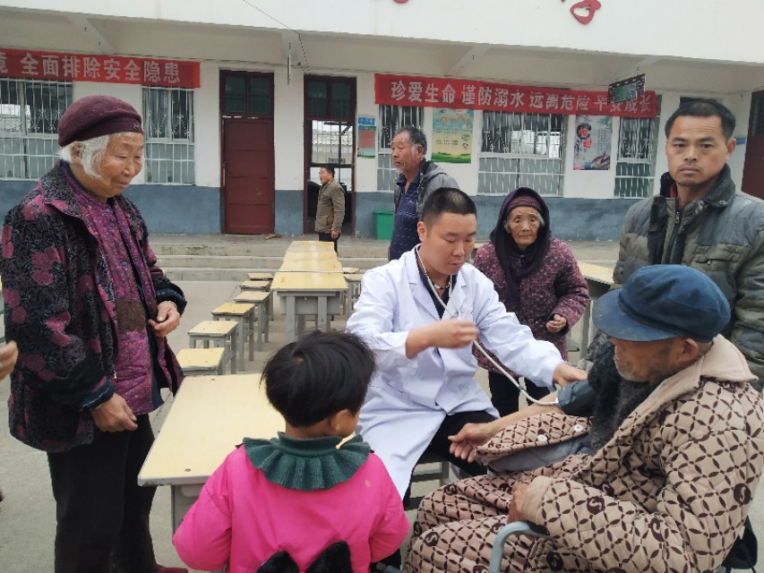 幼儿园暖民心解民忧活动实施方案,社区解民困纾民忧暖民心活动简报