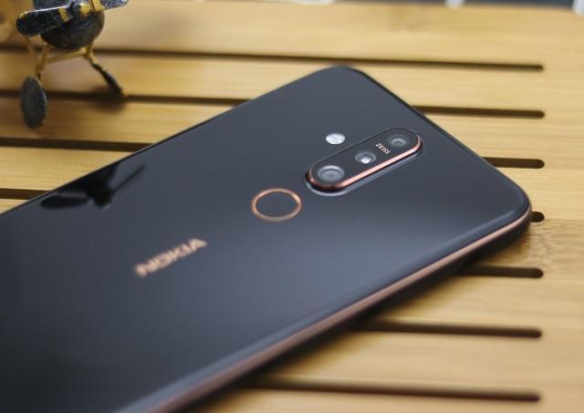 两个月下跌700元,128GB+蔡司认证4800万,诺基亚新机处境尴尬