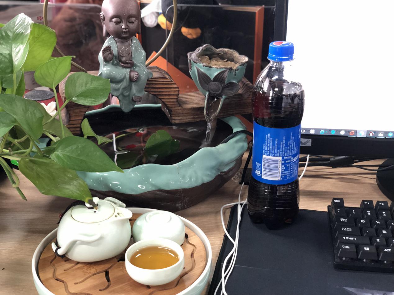 互联网大厂的工位,互联网公司工位布局