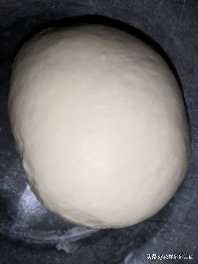 如何让刚出来的面包保持脆,怎样让面包拉出丝