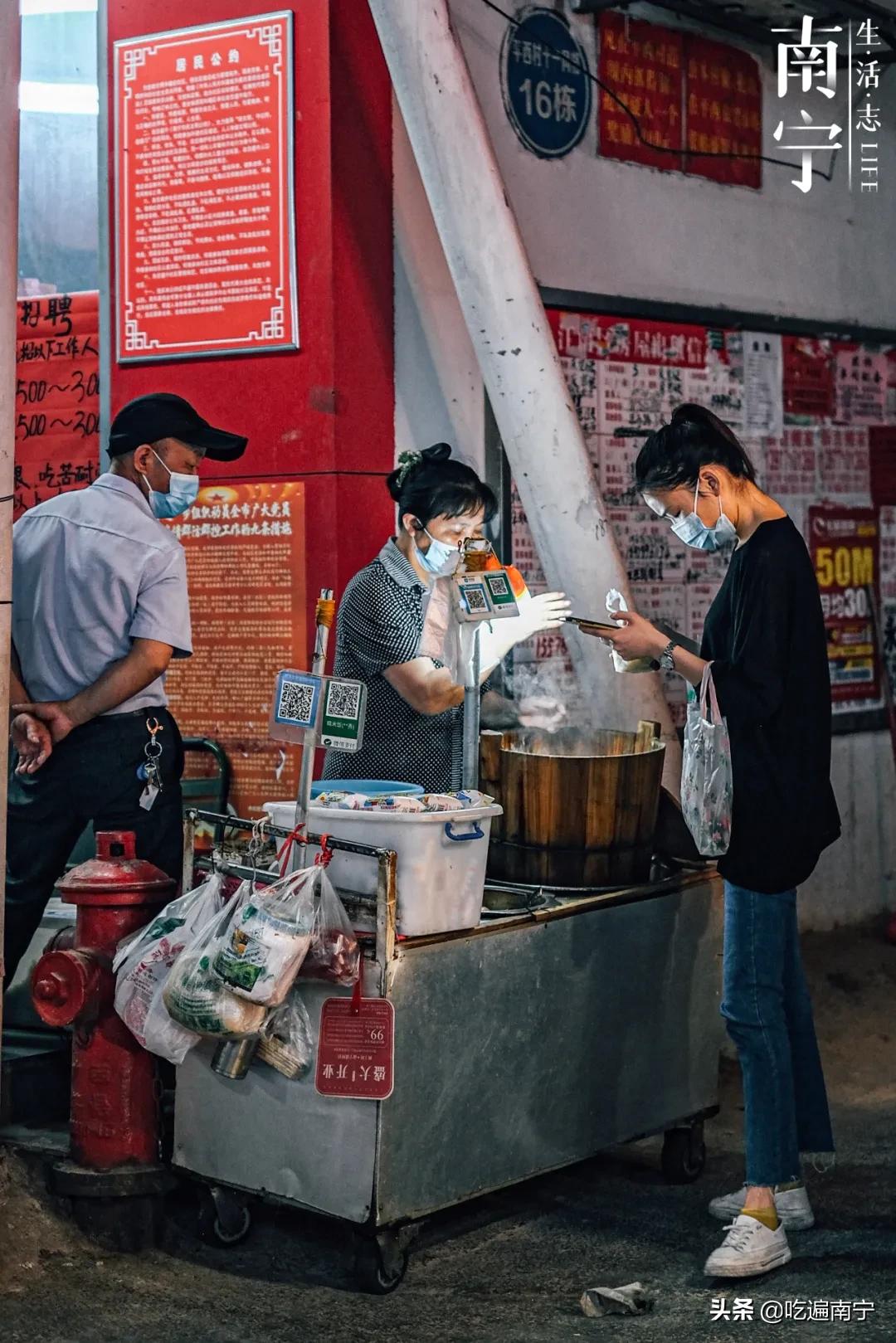 南宁最新最火的夜市街,曾经这条街很热闹现在却冷清
