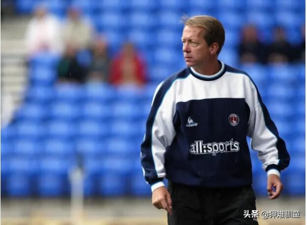 谁是英超历史最佳中后卫,英超最佳三位教练