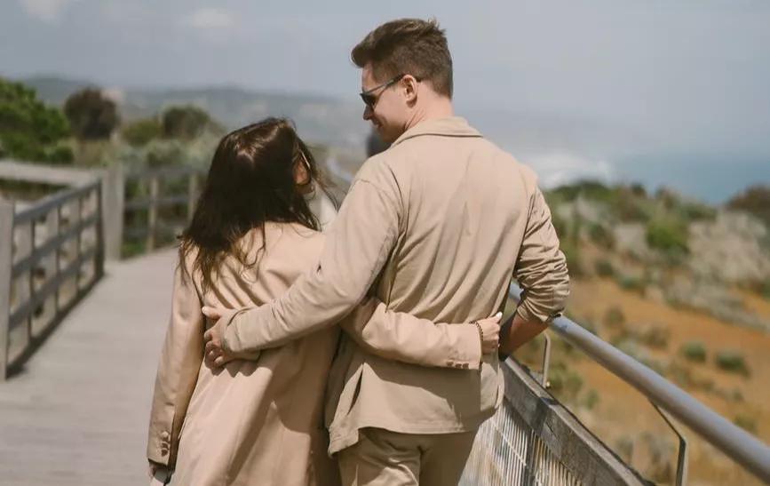 彩礼谈不拢之前给的钱退吗,彩礼开口谈低了女方生气怎么补救