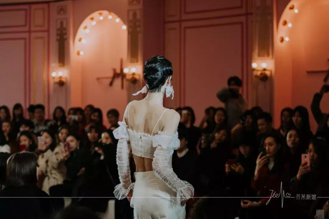 芥茉新娘婚纱品牌介绍,芥末发布会完整视频