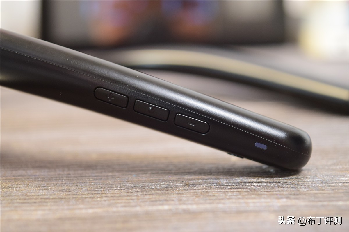 便携式蓝牙音箱带话筒,便携环绕音箱