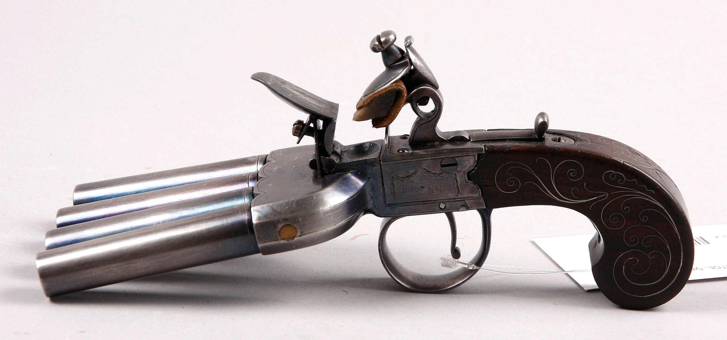 胡椒瓶双管手枪,胡椒盒转轮手枪