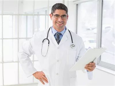 七中实验学校食堂事件,成都七中学生食堂吃霉变食物