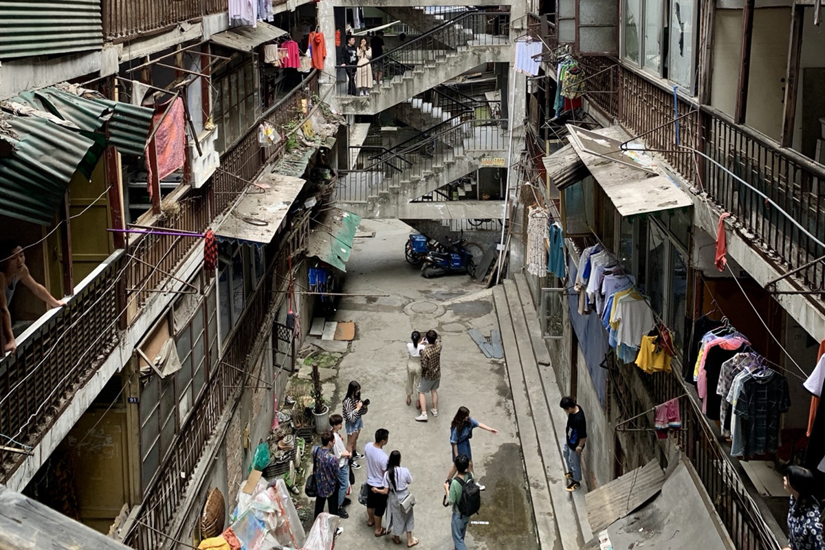 成都拍照鸳鸯楼,成都一栋老房子成网红景点