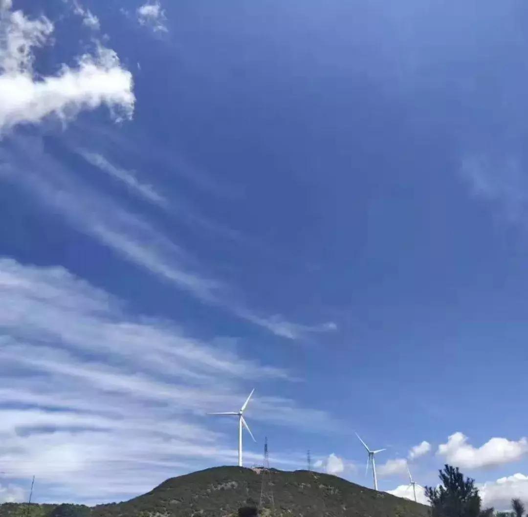 原创散文|赵泽伦​：一路向西，请给邓川一支画笔