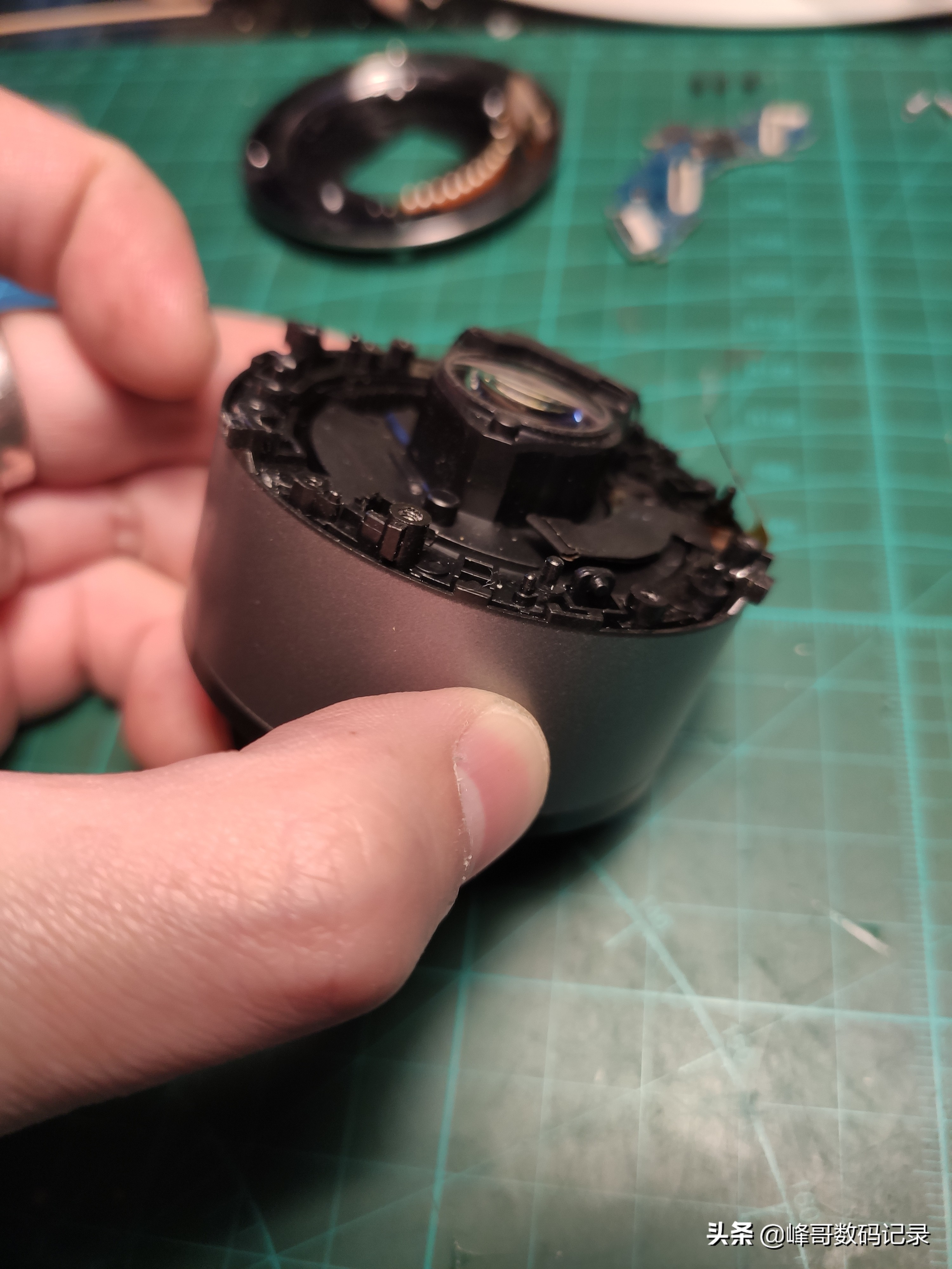 索尼16-50镜头前镜片拆卸,sony16-50镜头拆解图片