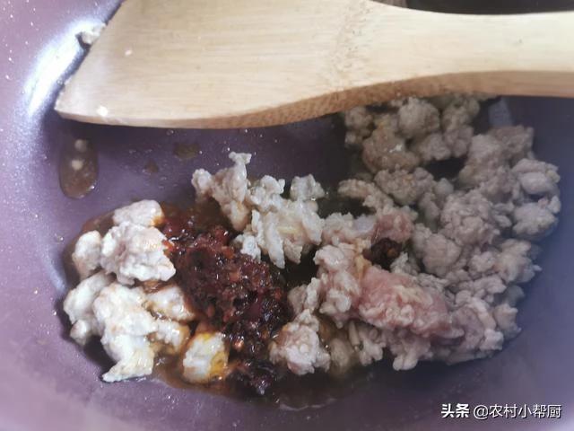 百吃不厌的网红青团吃100个也不腻,春季必吃青团香甜软糯鲜香细腻