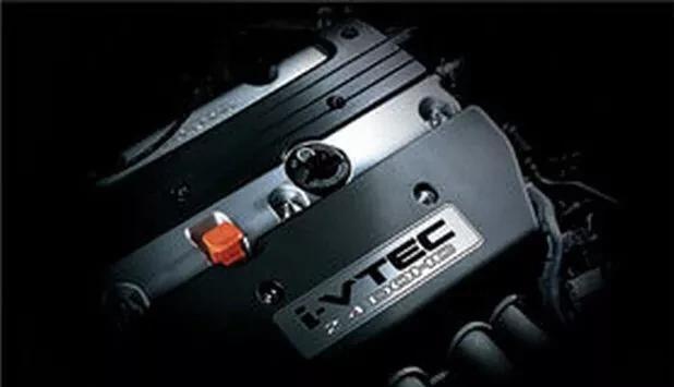 濂旈┌鍙戝姩鏈哄拰鏈敯鍙戝姩鏈哄摢涓ソ,鏈敯鍜屽椹板彂鍔ㄦ満