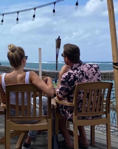 好莱坞男星的丑闻,好莱坞男明星绯闻