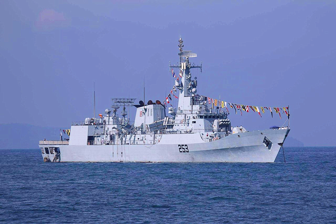 撑起祖国领海安全的擎天巨伞——中国舰空导弹发展史