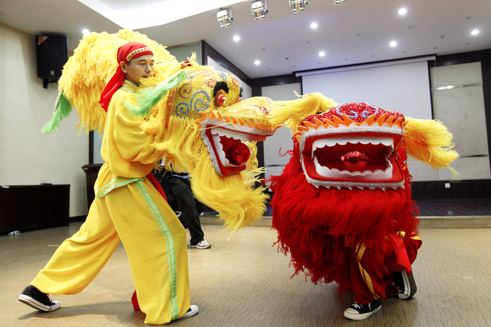 江西手摇狮,金溪非遗手摇狮子制作