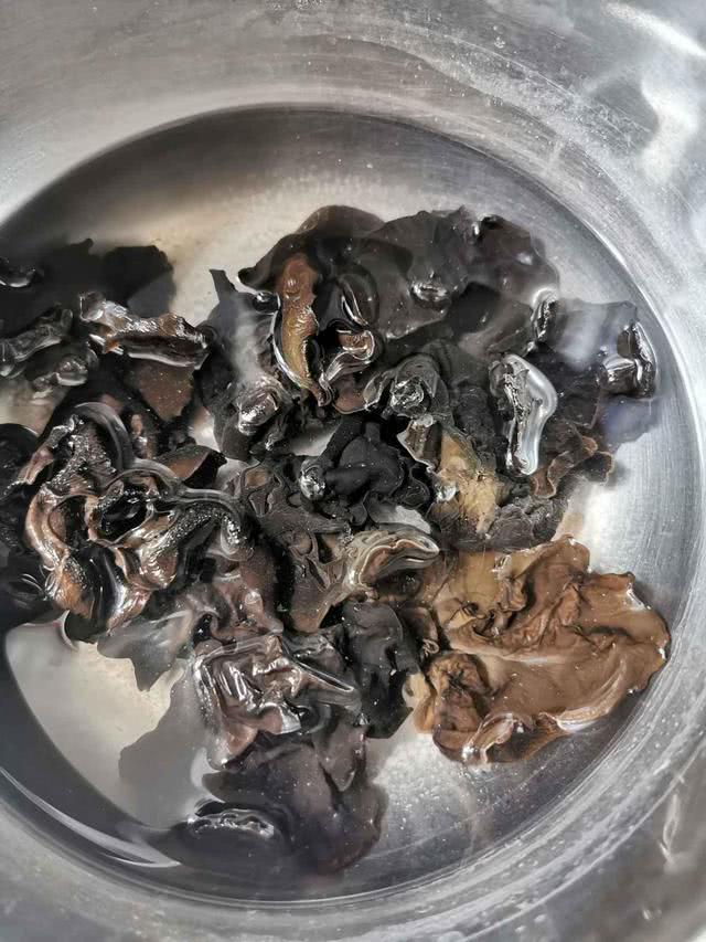 天热,这种“天热*眠药安**”隔天吃一点,晚上睡觉无梦不出汗!