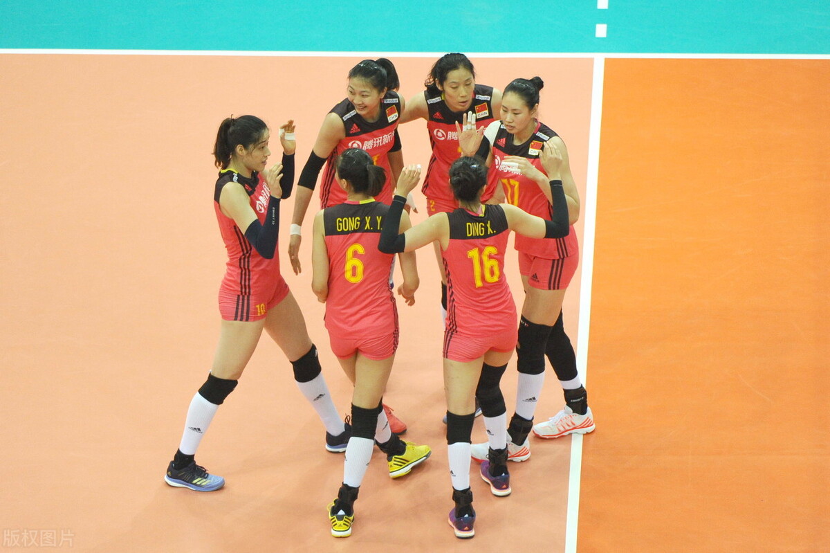 剑客陪您看奥运(二):铿锵玫瑰亮相、奥运首金、女排来了