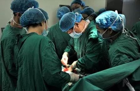 顺产剖宫产哪个危险,顺产和剖宫产哪个更安全