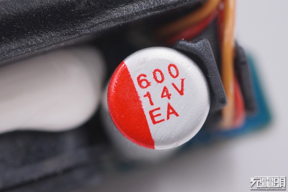 拆解三星s10+,拆解三星45瓦充电器