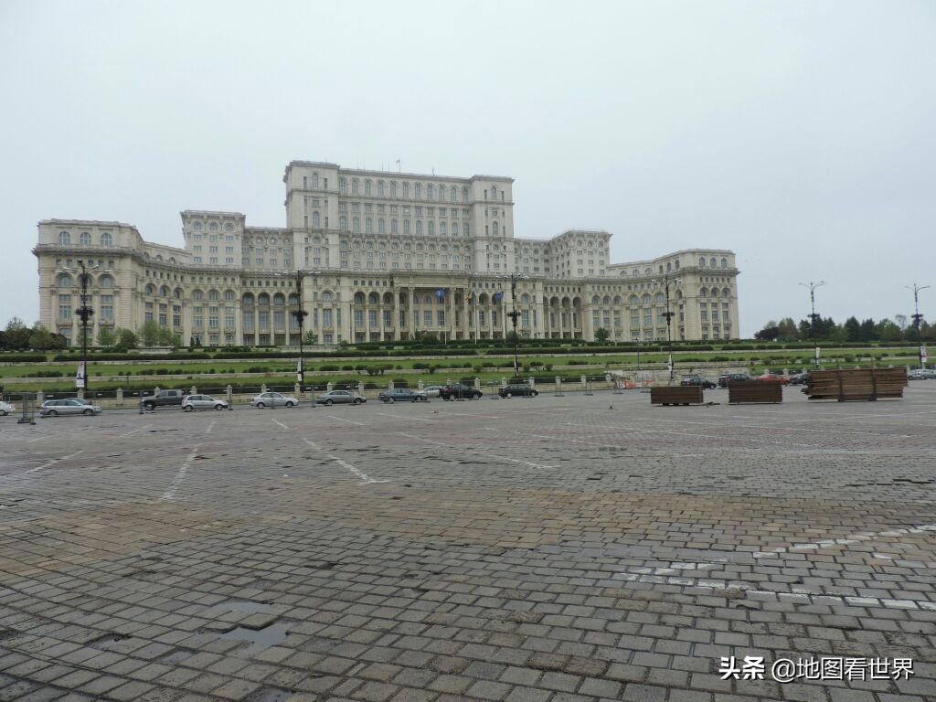 古罗马帝国后裔,曾经的欧洲粮仓,可以飙车议会宫—罗马尼亚概况