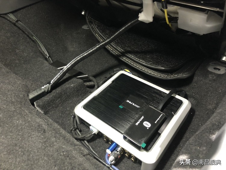 必伟汽车音响喇叭好不好,试听下南昌靓典改装后的丰田亚洲龙