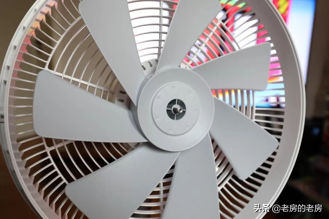 智米发布新款直流变频落地扇二代,主打安全智能