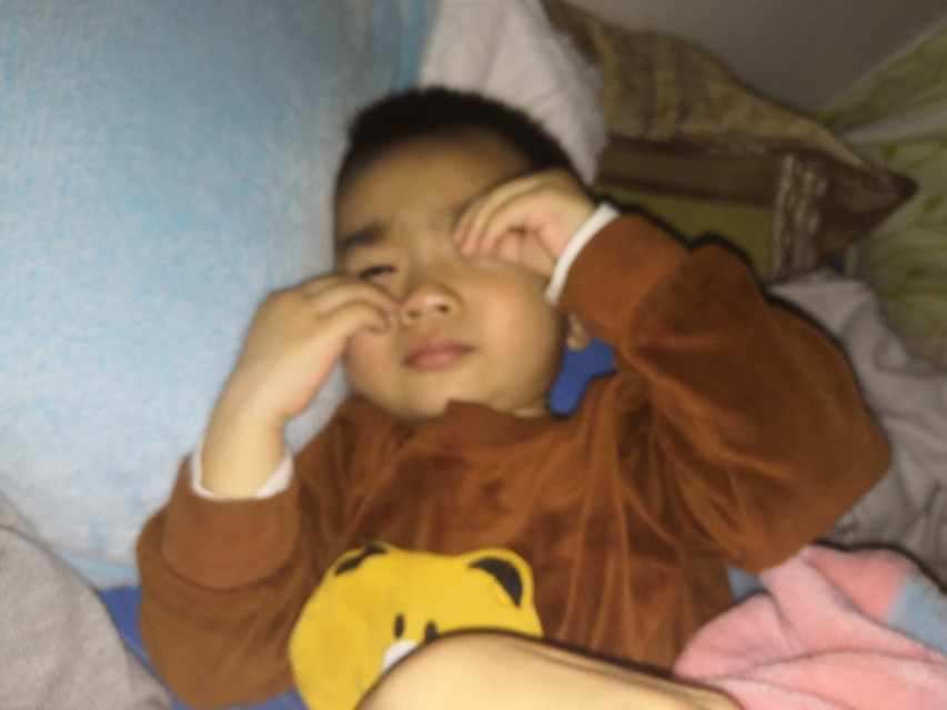 儿子半夜发烧,儿子半夜发烧38.3