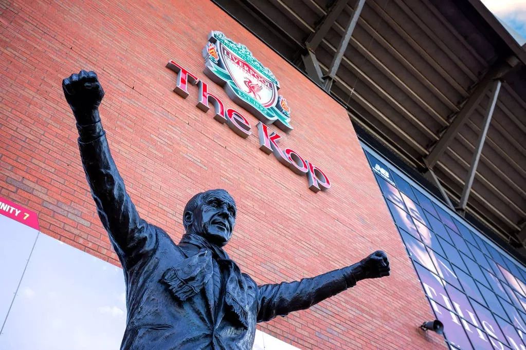 曼城暴发户哪个配置好,曼城算暴发户还是豪门