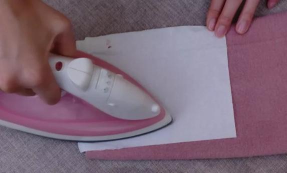 羊绒大衣油渍时间长了怎么洗,怎么去除羊毛大衣上的油渍