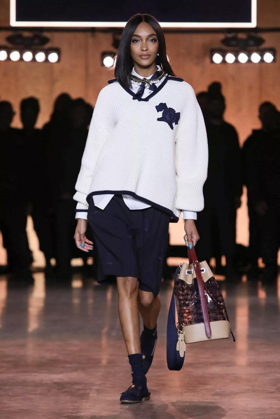 2019伦敦时装周时髦的冬天穿搭,2020年伦敦时装周视频