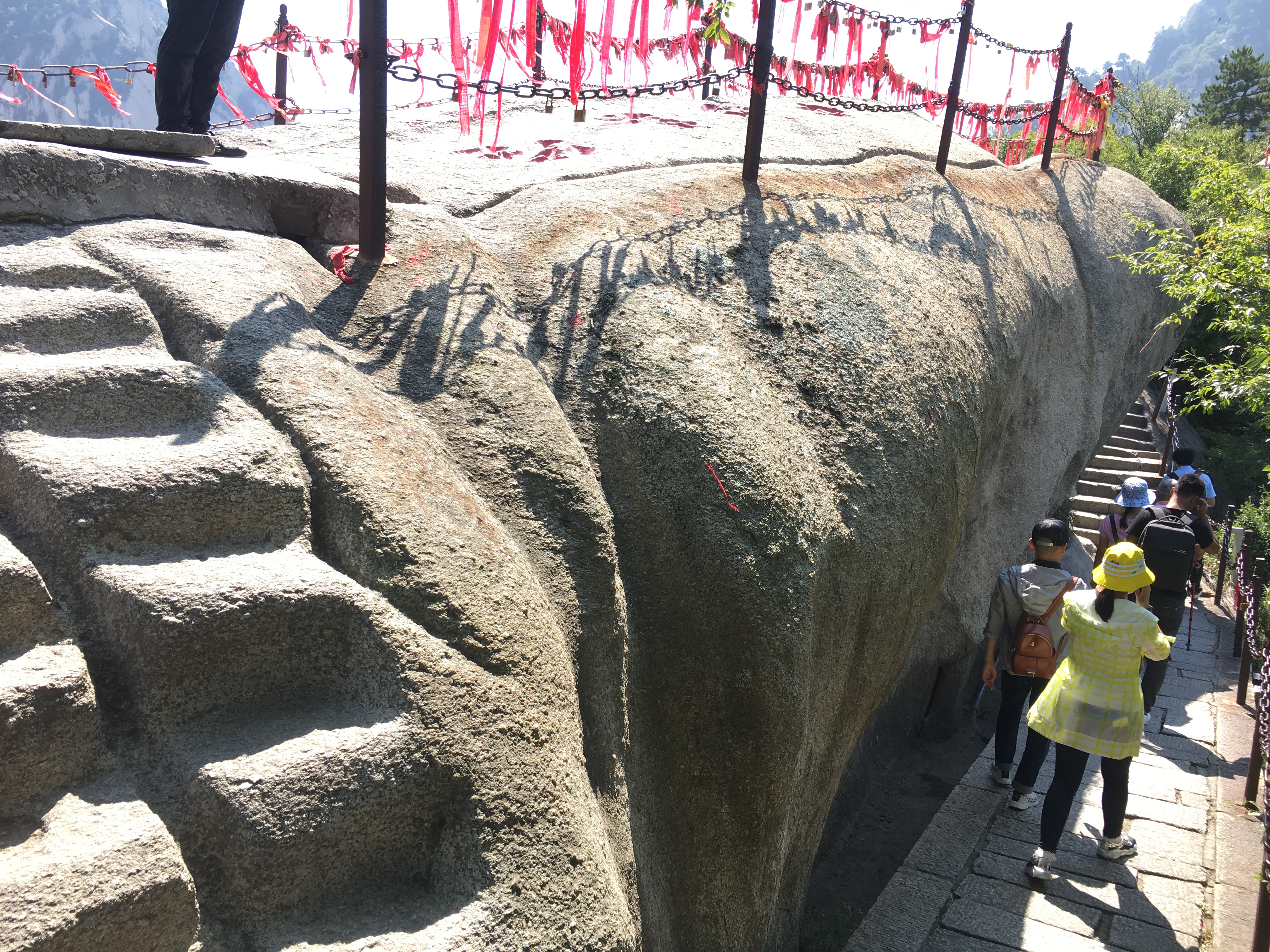 北上西下华山有危险的地方吗,恐高华山攻略