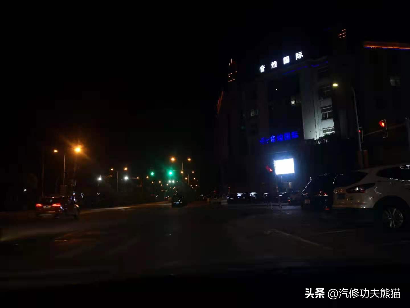 进口迈腾旅行版哪一款不烧机油,14年大众迈腾旅行版进口驾驶感受