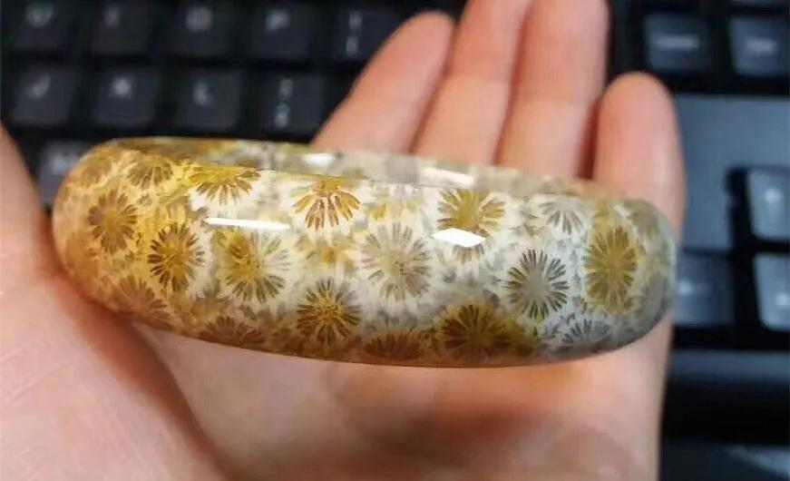 30岁女生适合的气质手镯,20多岁3000至5000元翡翠手镯推荐