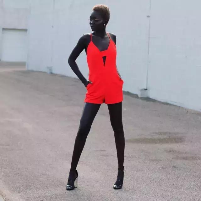 世界最黑的黑模特,世界上最黑模特