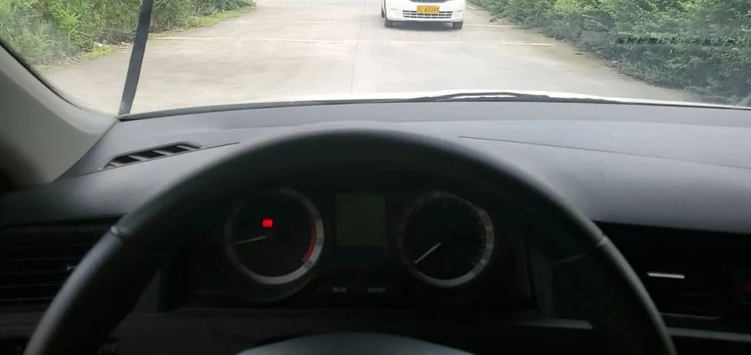 没有人能笑着离开,没有人能笑着离开系列