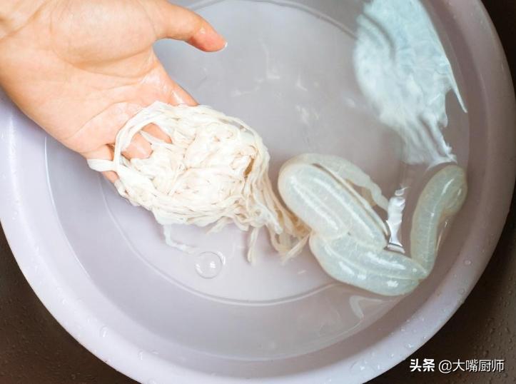 20斤香肠调料配方表,四十年代香肠的做法