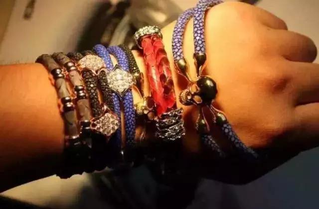 男士简约手串搭配,男人手串搭配