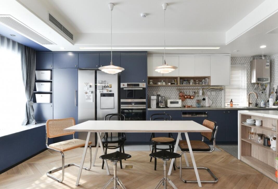 厨房太小了冰箱应该放哪里,厨房空间小怎么放冰箱