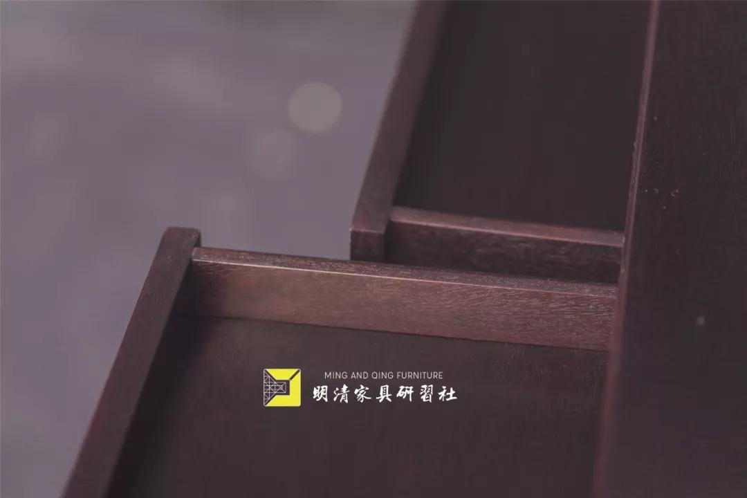 家具中的变形金刚