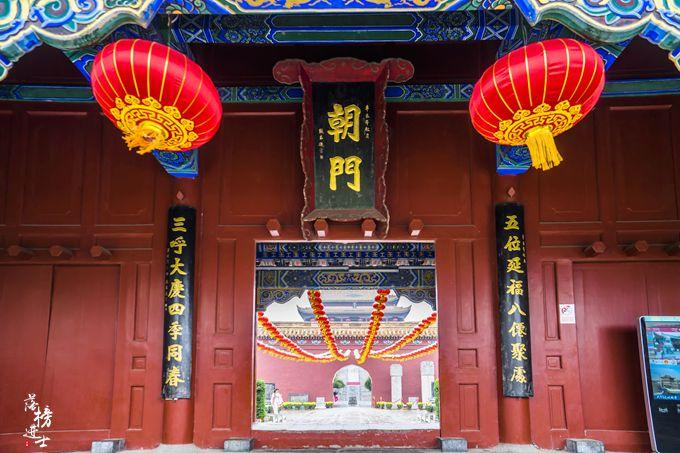 八朝古都开封龙亭公园,开封龙亭是古迹吗