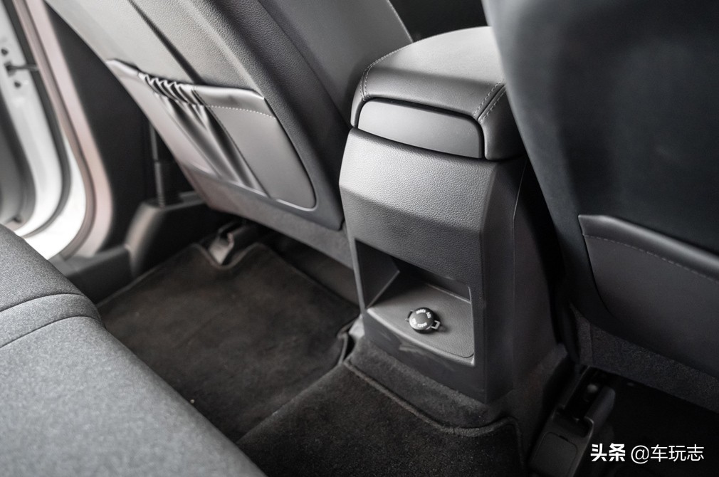 进口双龙柯兰多 (双龙柯兰多korando二代车型)