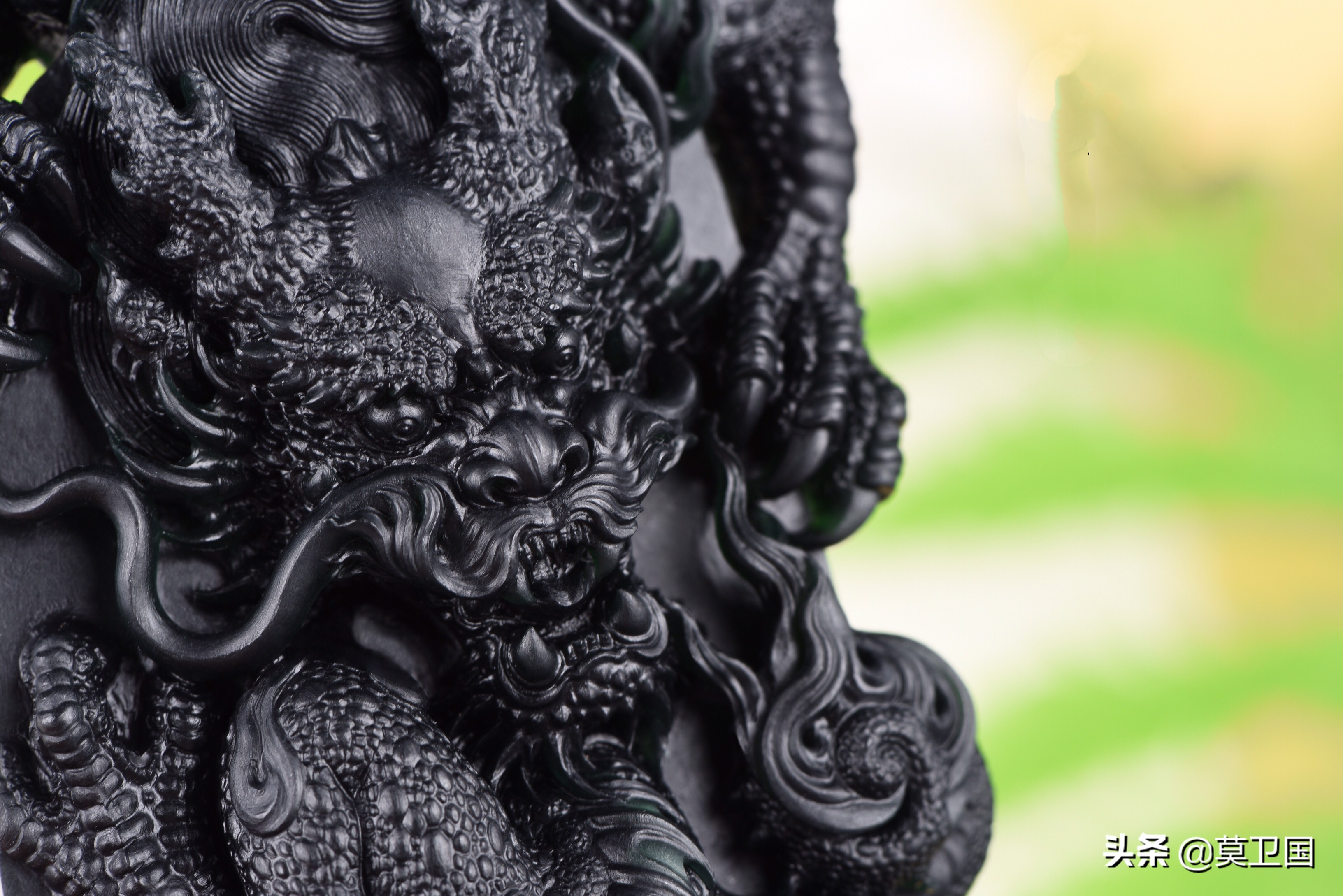 墨翠和墨玉原石怎么区分,黑色岫玉和墨翠怎么分辨真假