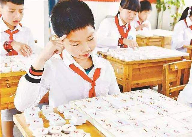 培养孩子的思考能力！家长要在5岁前逼他学会，不然未来会很艰难