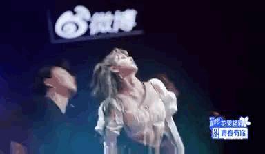 青春有你2出道夜舞台,青春有你2舞台单眼皮女生