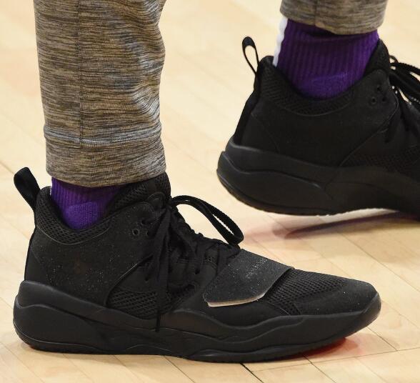 威少战靴aj31low,今日球场战靴