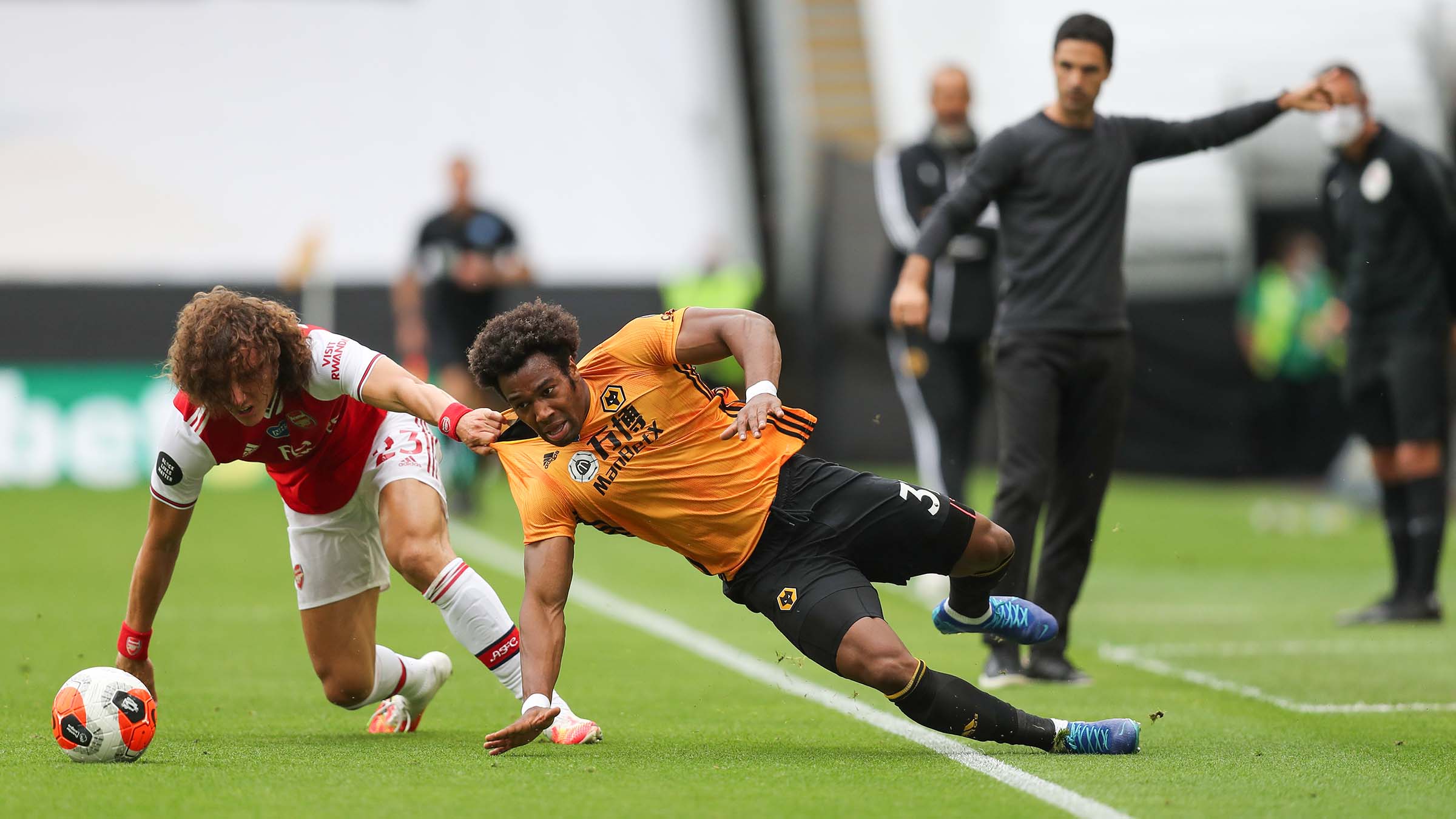 暂停前后狼队,狼队春季赛暂停次数