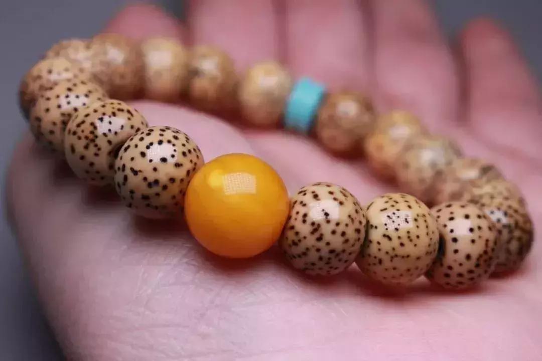 菩提盘玩粘手怎么处理,菩提咬手是什么样的