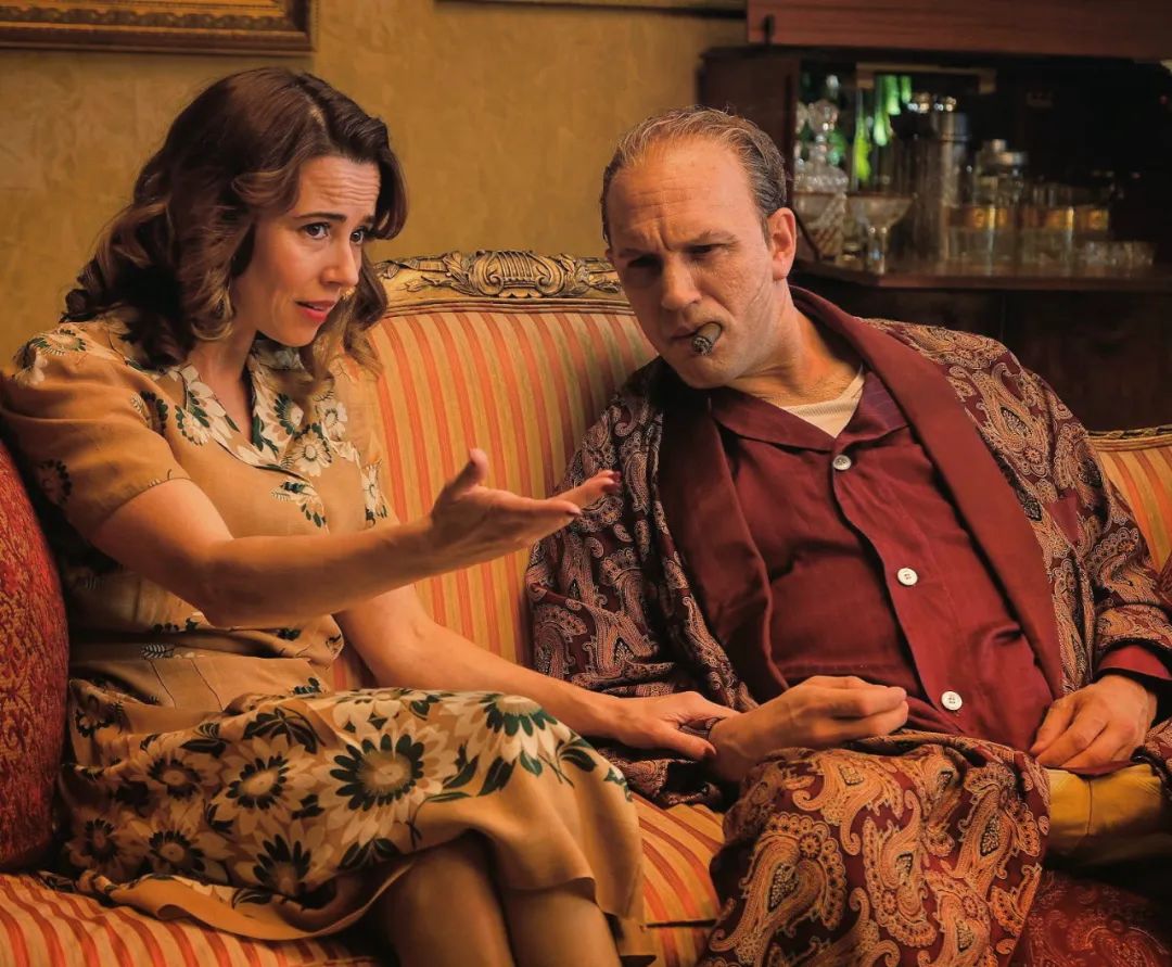 *手党黑**传奇教父+悲情烂片导演,这部电影是真正的灾难艺术品