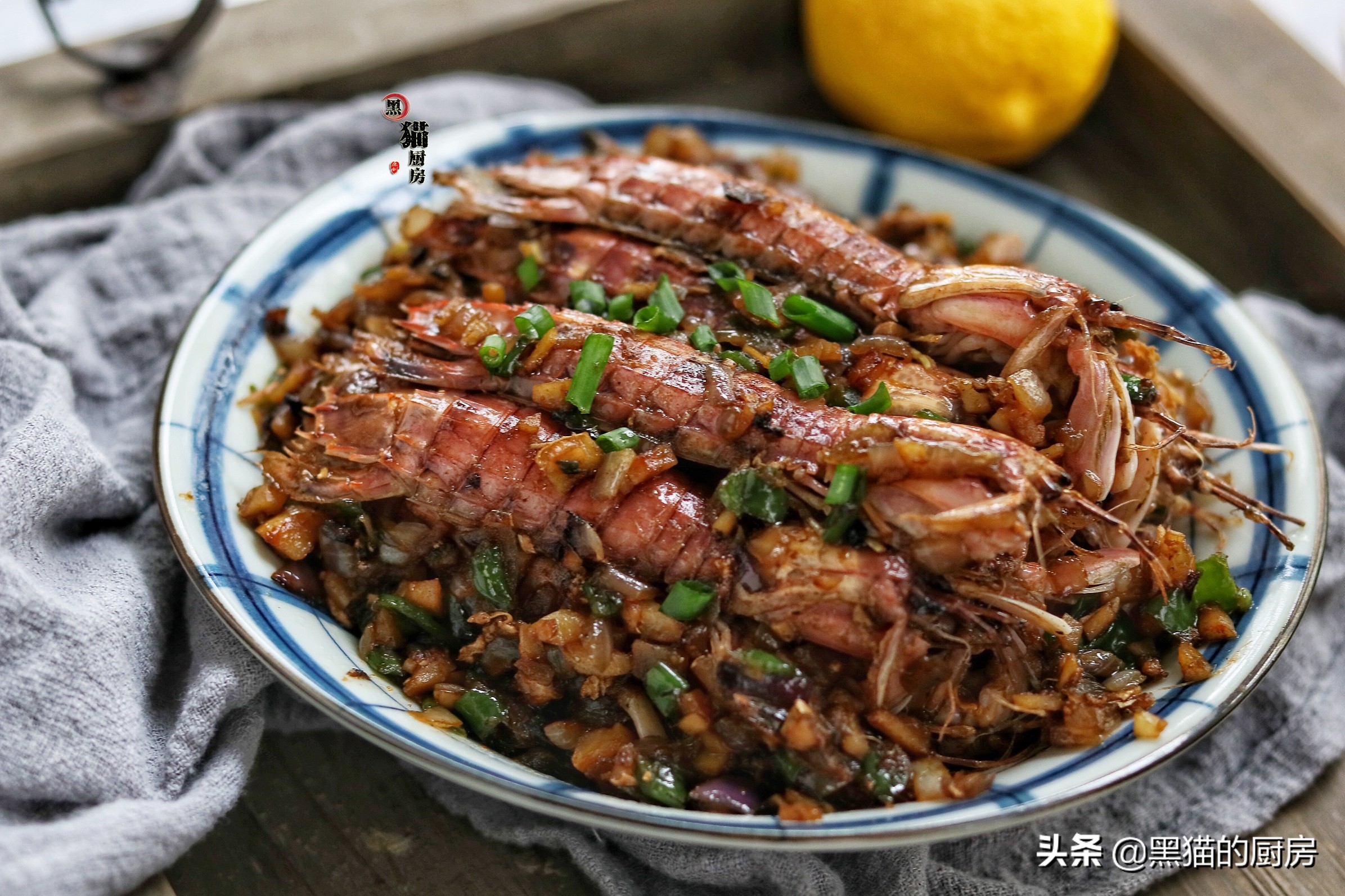 椒盐皮皮虾怎样才能又酥又入味,不用油炸的椒盐皮皮虾